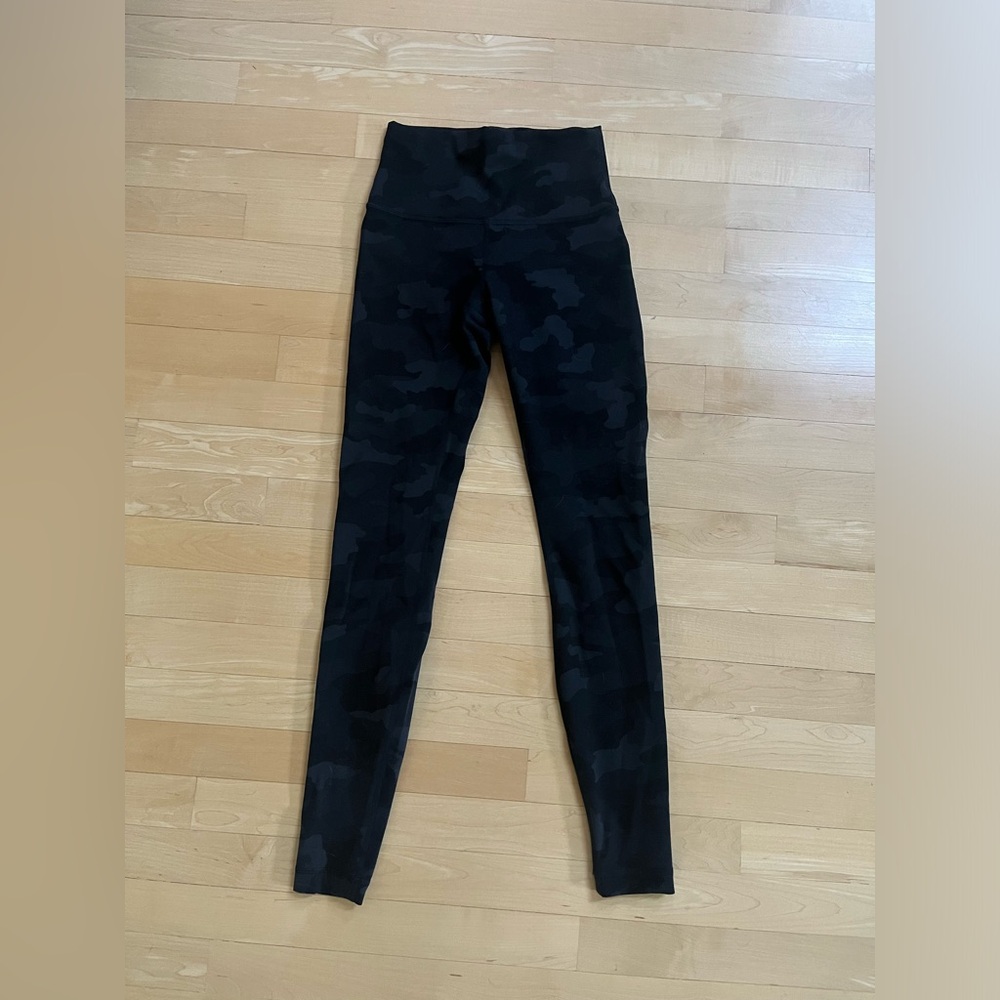 Lululemon wonder under train leggings